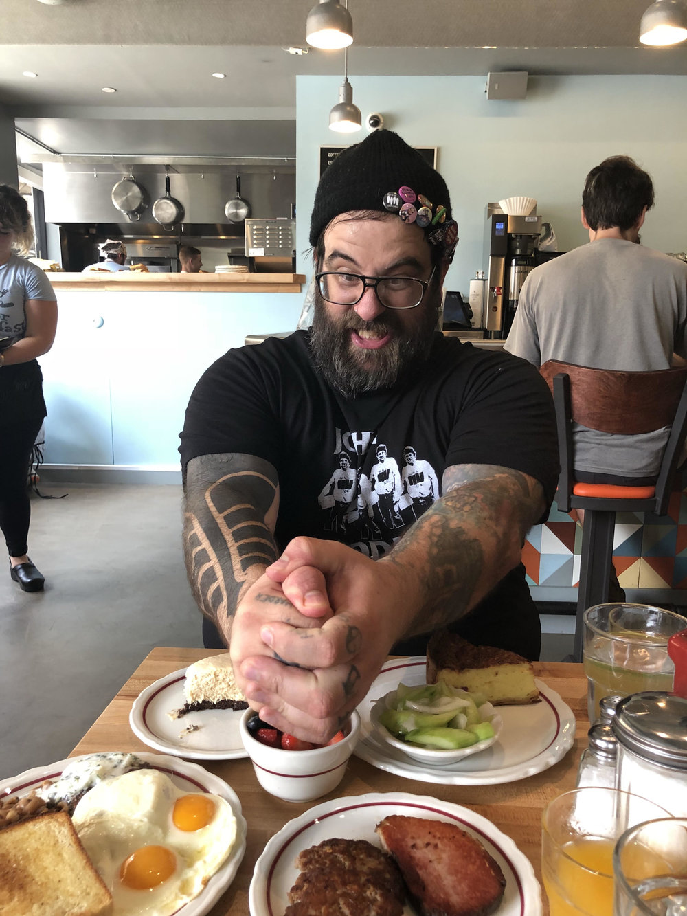 Pittsburgh Current: This Tastes Funny: John Dick Winters Loses His Brunch Virginity At Pie For Breakfast - 